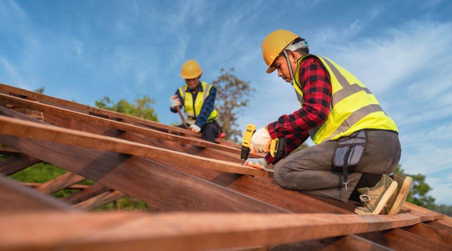 Professional Flat Roofing Installation services in Memphis, TX